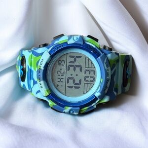 SKMEI blue camouflage sports watch